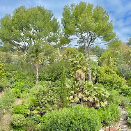 98 M2 - Beautiful Panoramic Sea View Of Cannes